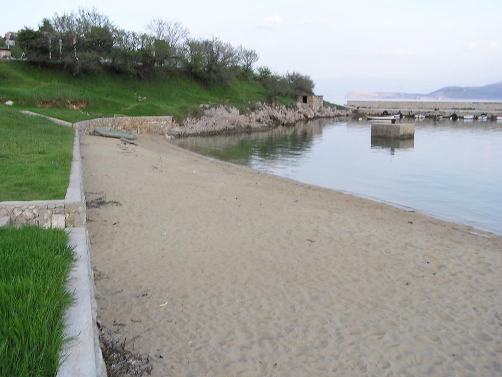 Apartment Adrijana Vrbnik Εξωτερικό φωτογραφία