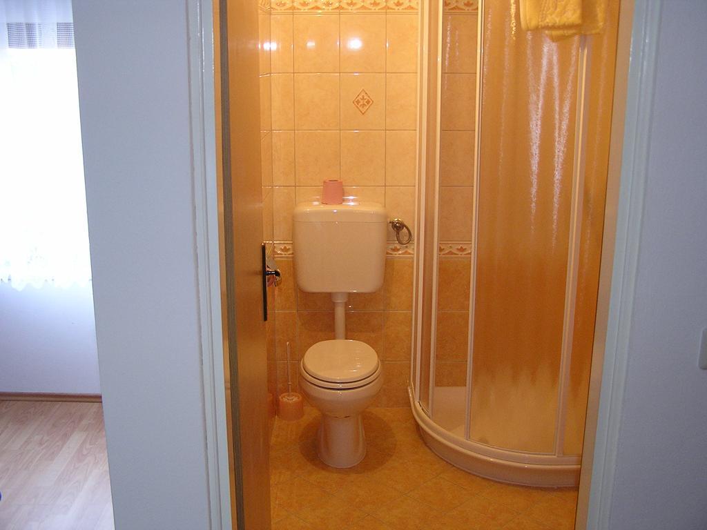 Apartment Adrijana Vrbnik Εξωτερικό φωτογραφία